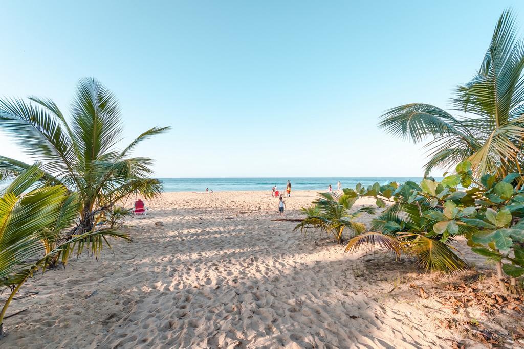 Apartament Ventana Al Atlantico At Arecibo 681 Ocean Drive Islote Zewnętrze zdjęcie